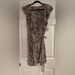 Free People Leopard Print Wrap Dress. Size: xl. *NEVER WORN*